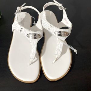 Michael kors White logo sandal.